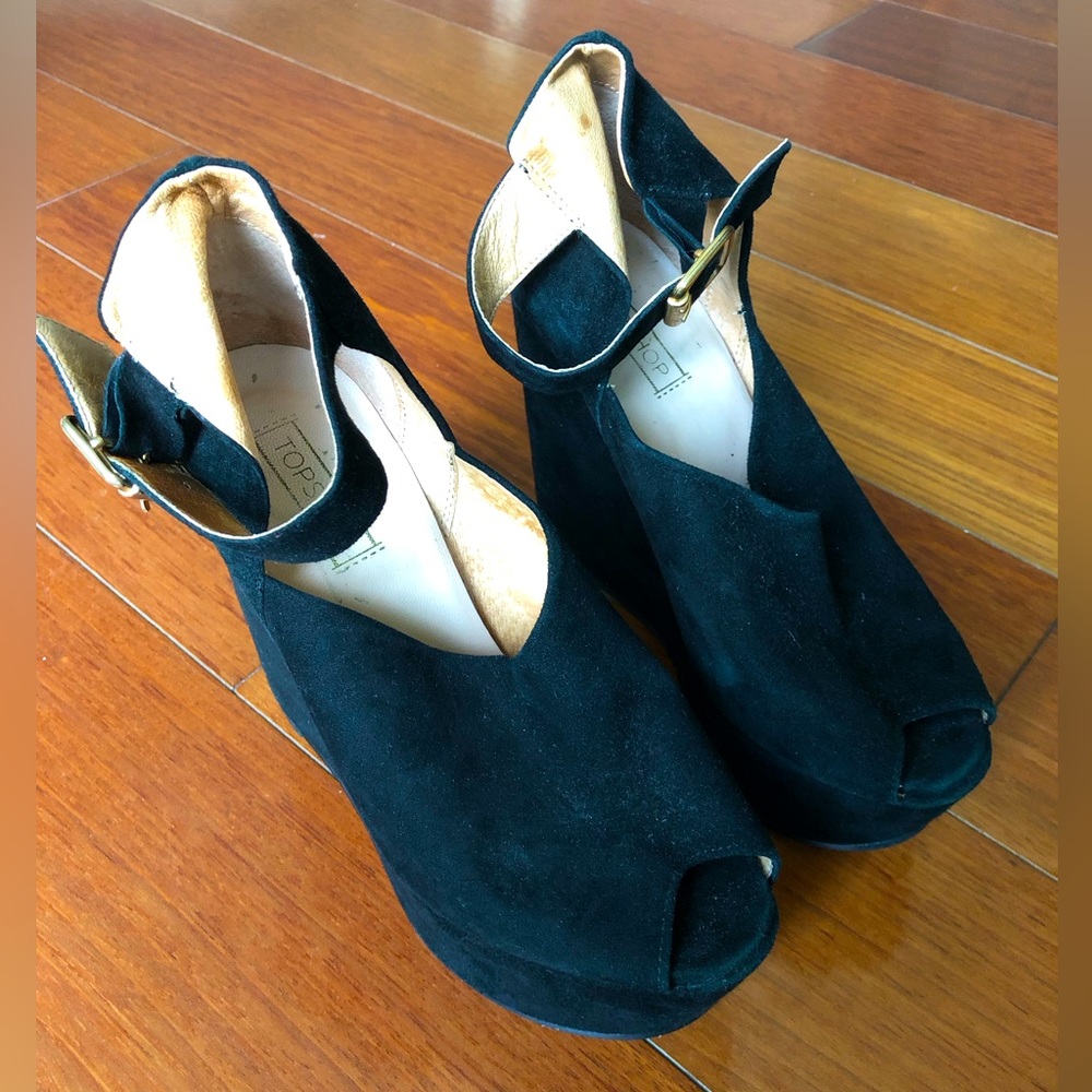 Topshop Women’s Black Suede Platform Heels